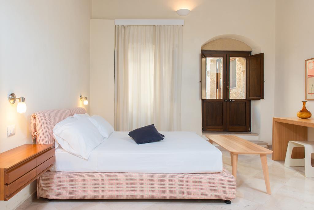 Suite Palace Castromediano レッチェ エクステリア 写真