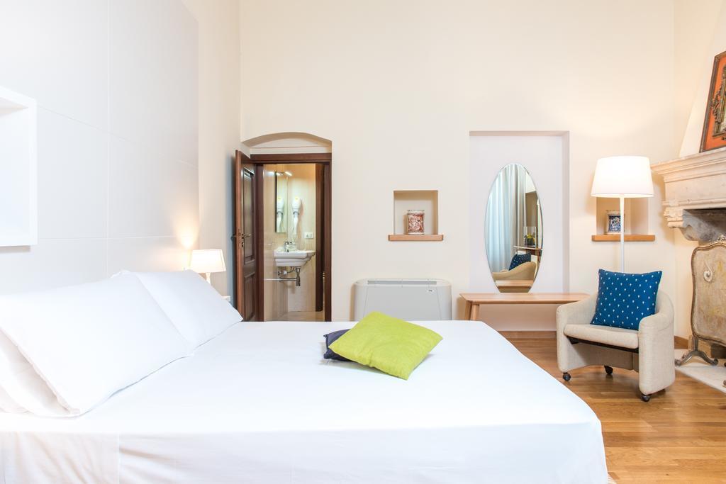 Suite Palace Castromediano レッチェ エクステリア 写真