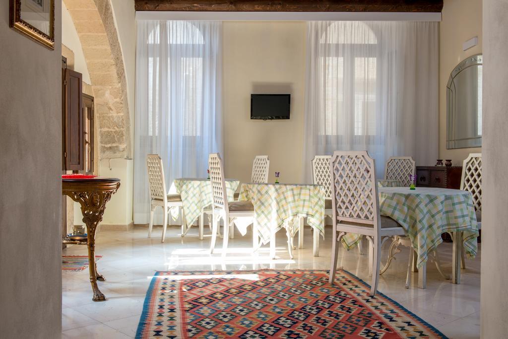 Suite Palace Castromediano レッチェ エクステリア 写真
